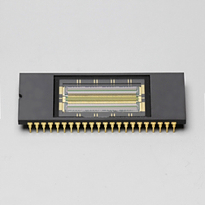 HAMAMATSU 滨松  G10768-1024DB   InGaAs 线阵图像传感器